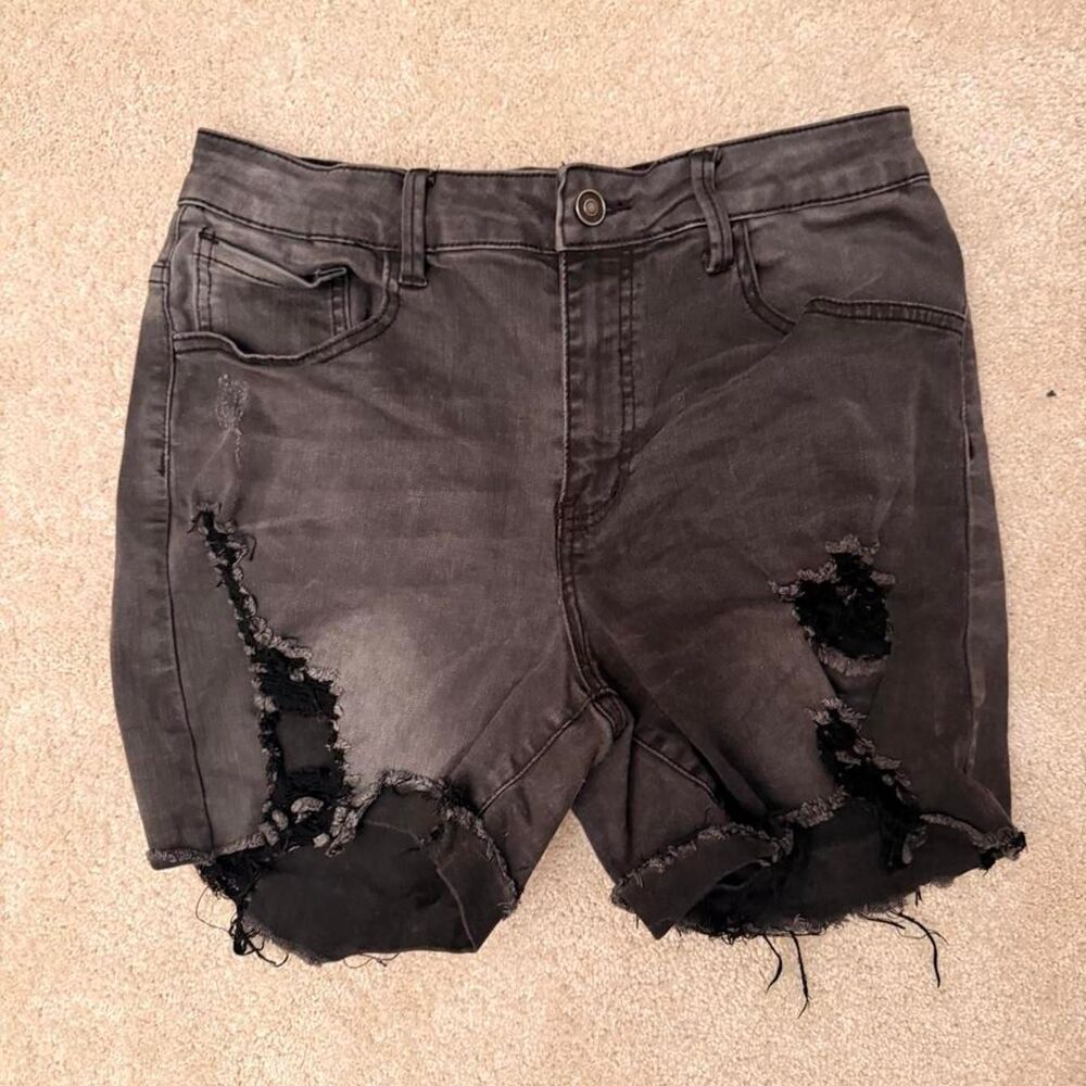 Fashion-nova Women's Black and Grey Shorts